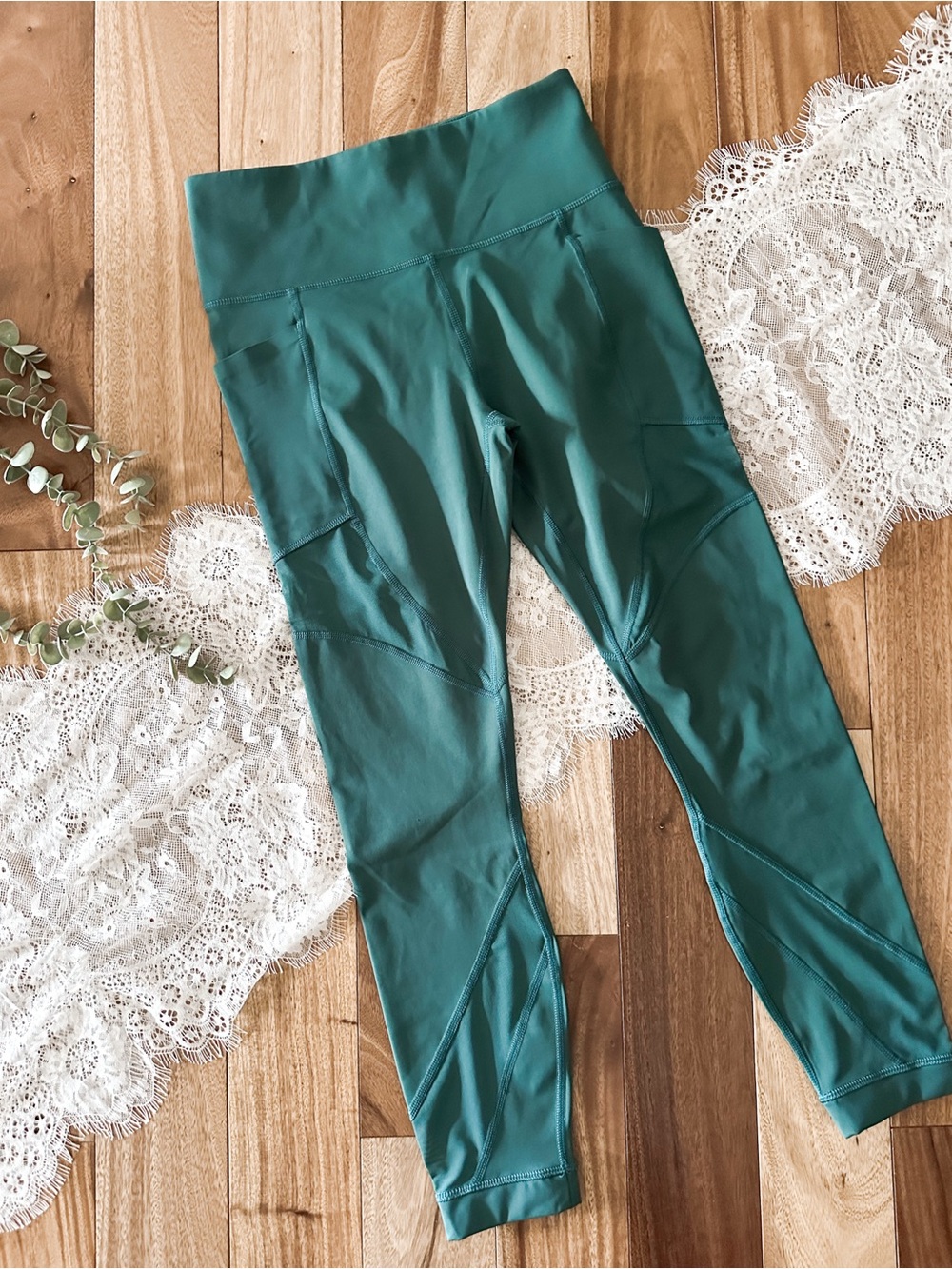 High-Rise Teal Performance Leggings with Side Pockets